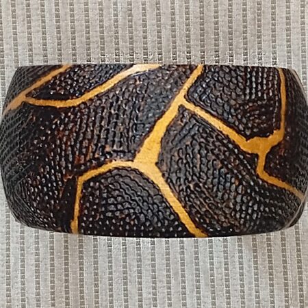 Bransoletka drewniana kintsugi - pirografia 057