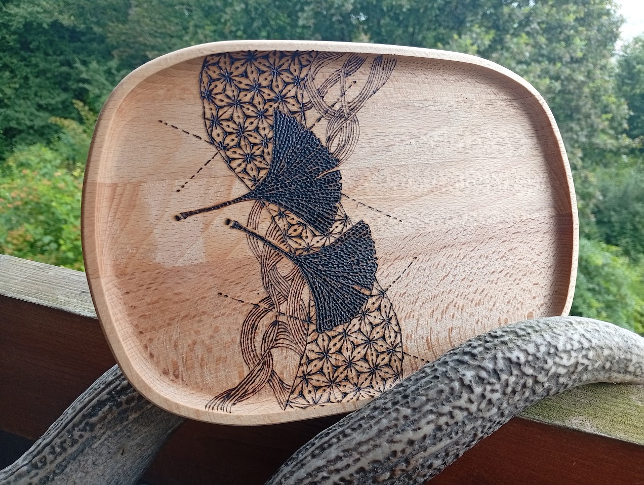 Patera drewniana pirografia